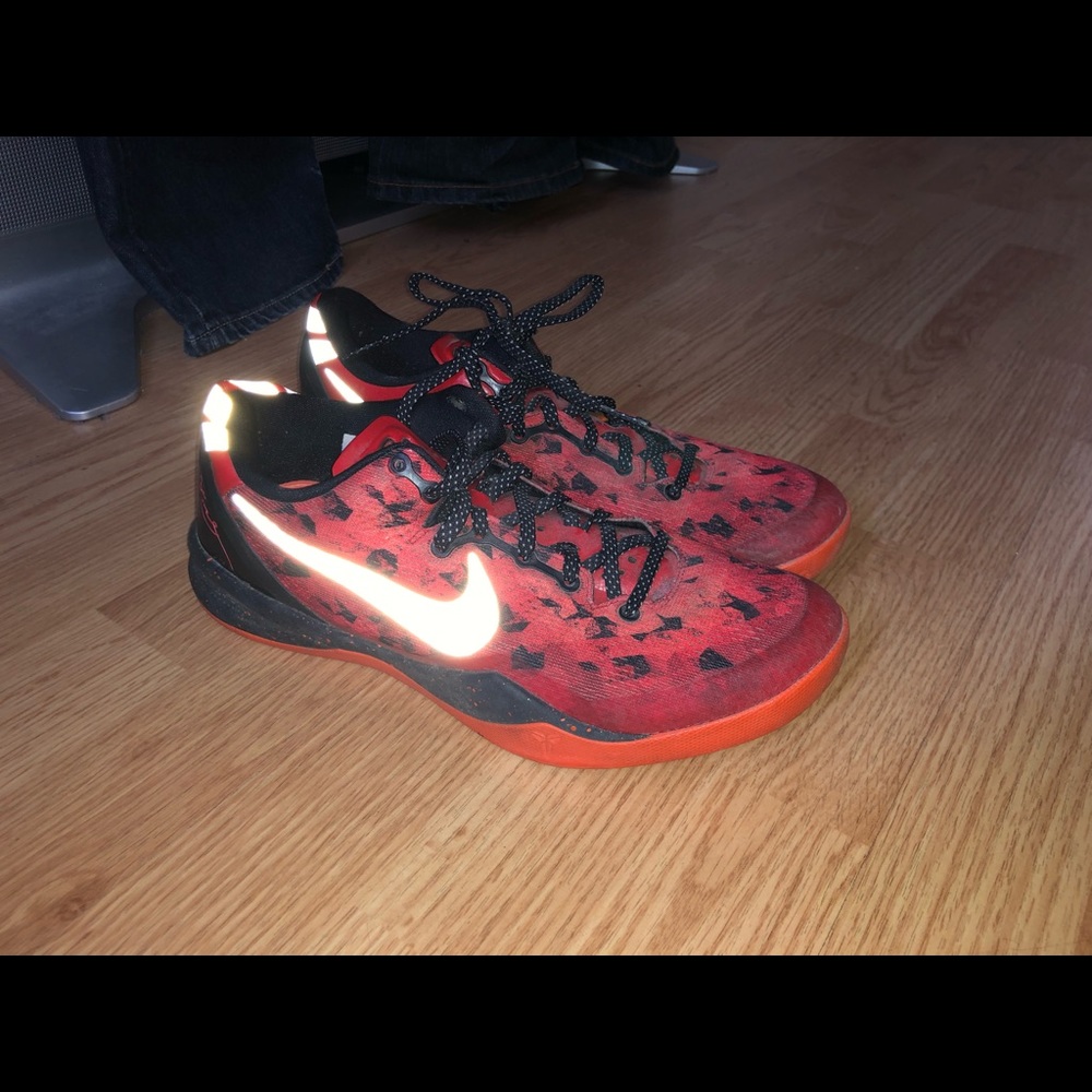 Kobe 8 challenge red size 8